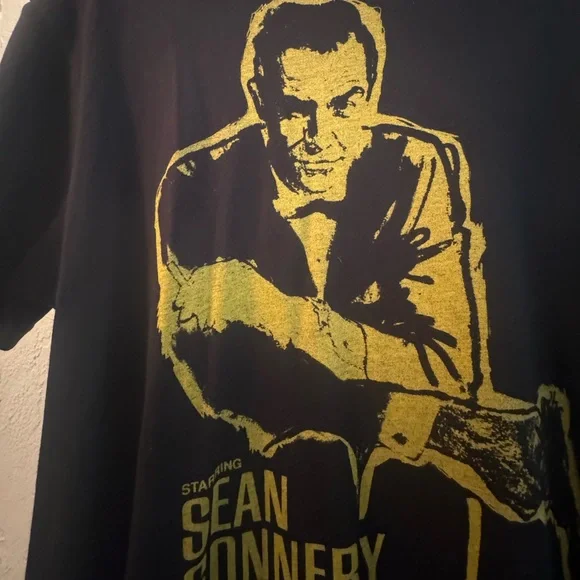 Y2k Vtg James Bond 007 Starring Sean Connery Movie T-shirt Sz XL Guess 2012 - Picture 4 of 7